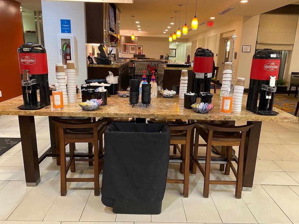 Hilton Garden Inn Lawton-Fort Sill Экстерьер фото